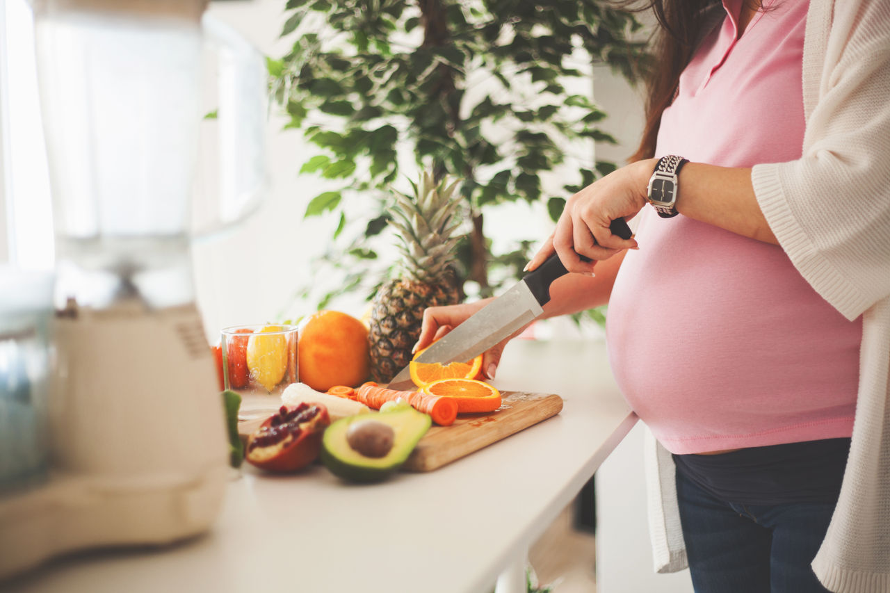 Focused moms love healthy food getty images 939563822